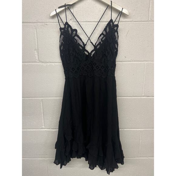 New Free People FP One Sz L Black Adella Crochet Lace Bralette Slip Mini Dress - Picture 3 of 6